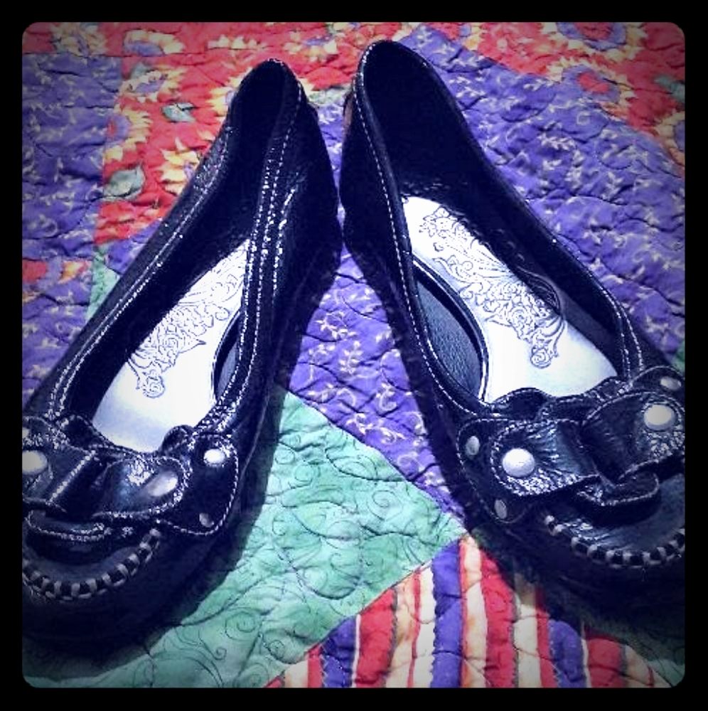 Womens Flat Shoe Penny Loafer style